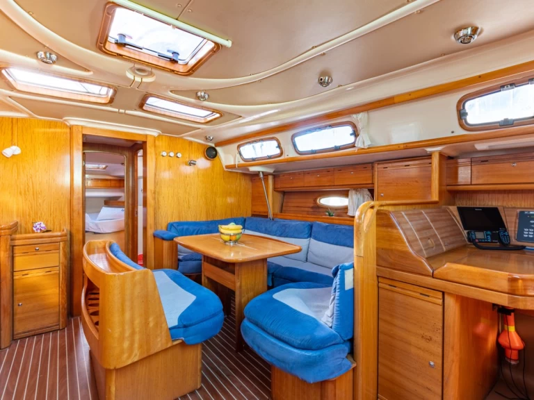 Velero para alquilar Punat al mejor precio