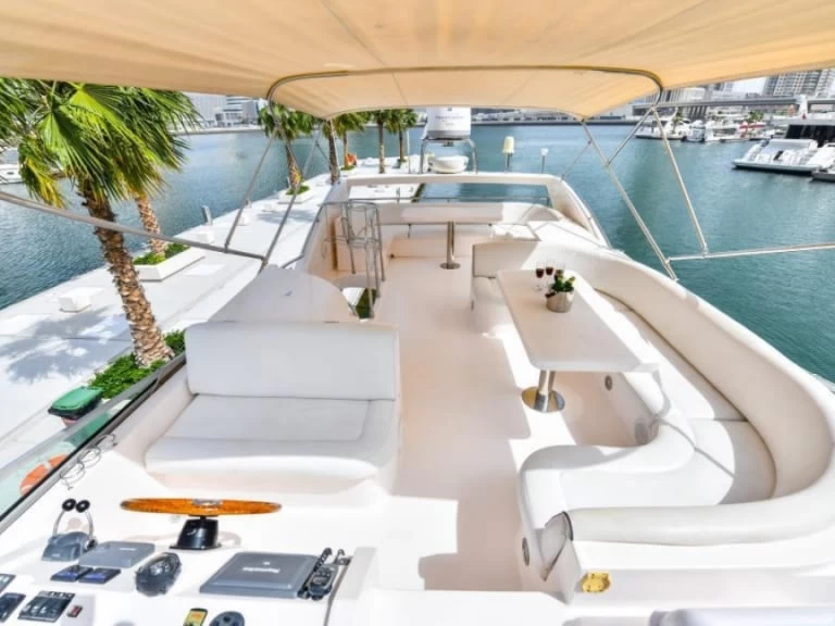 Alquiler de embarcaciones Azimut Atlantis 50 enDubai en Samboat