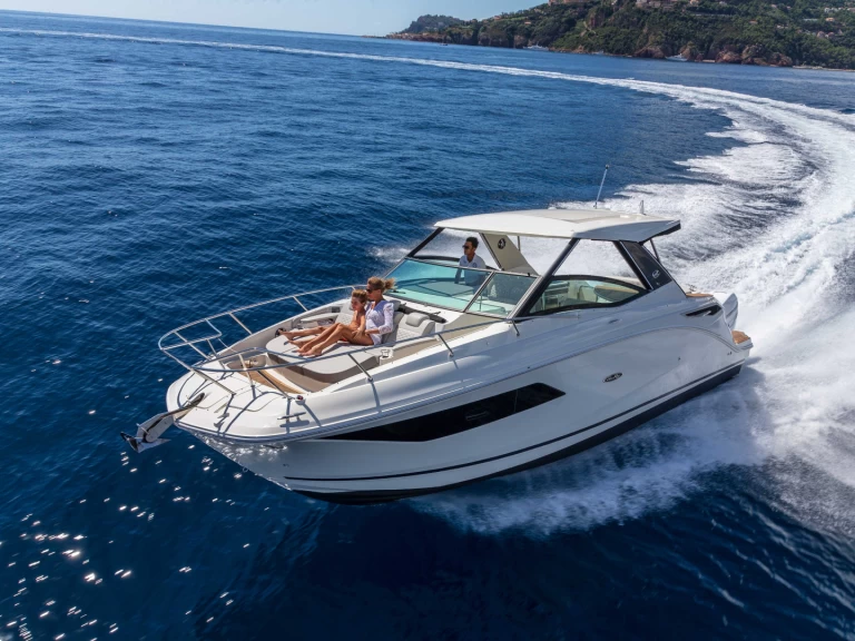 Lancha para alquilar Ayia Napa al mejor precio