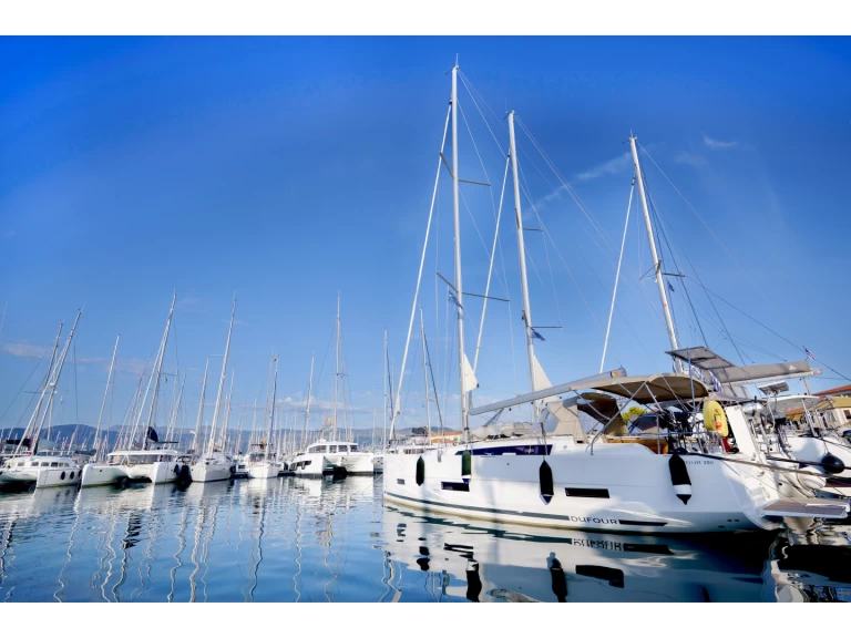 Alquiler Néa Péramos - Dufour Dufour 390 en SamBoat