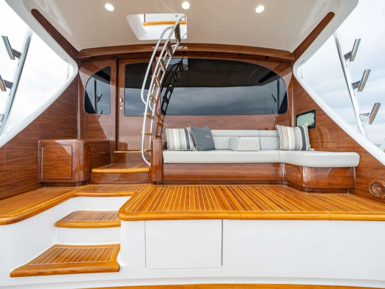 Alquiler de Viking Yachts BOUJIE en Cabo San Lucas