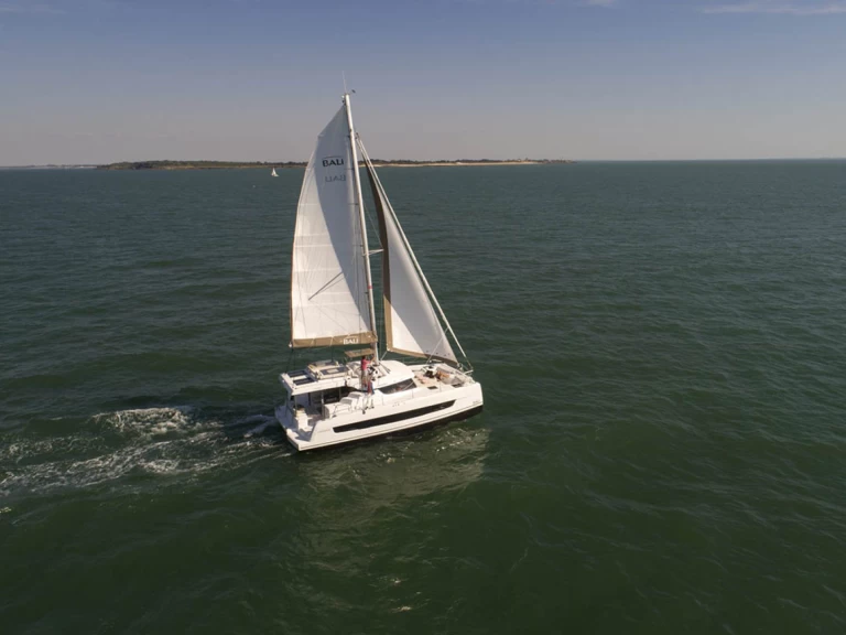 Alquiler Catamarán en Komolac - Bali Bali Catspace Voile