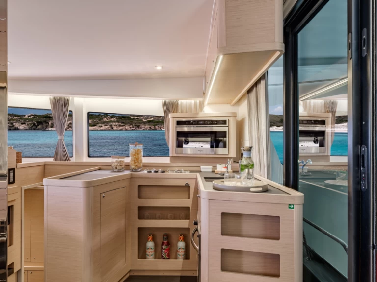 Alquiler de Catamarán, con o sin patrón Lagoon Mahé