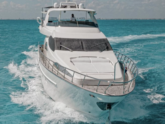 Yate de lujo para alquilar Ciudad Cancún al mejor precio
