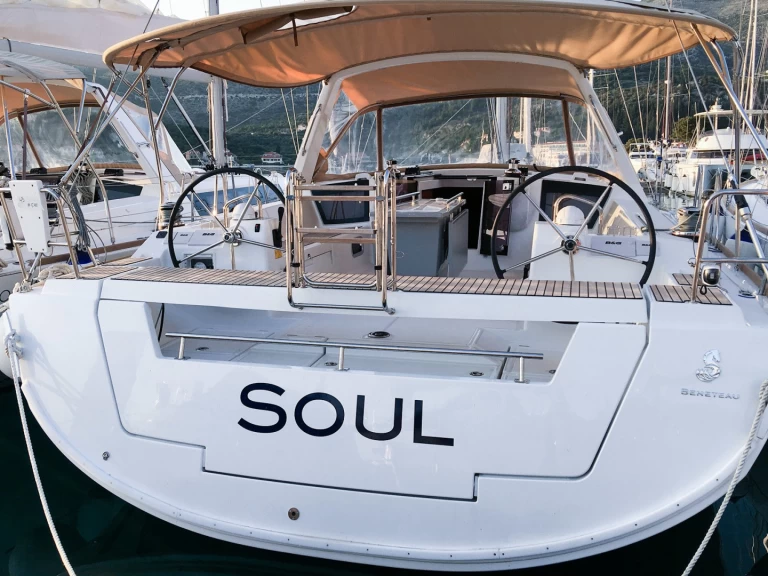 Alquiler Velero en Tivat - Bénéteau Oceanis 45