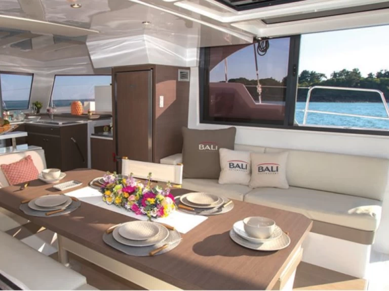 Bali Bali Catspace Voile de alquiler a Deme of Volos