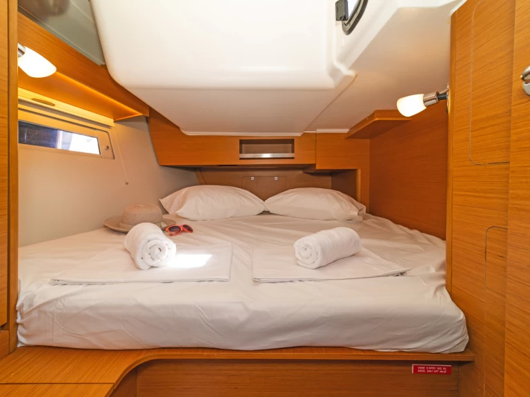 Velero para alquilar Lefkáda al mejor precio