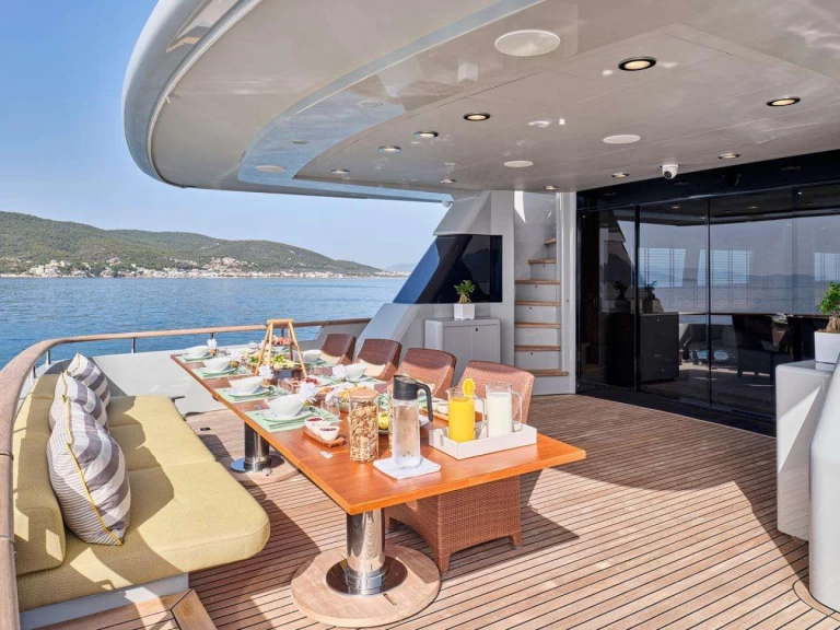 Alquiler de embarcaciones Cantieri di Pisa, Italy KINTARO enAtenas en Samboat