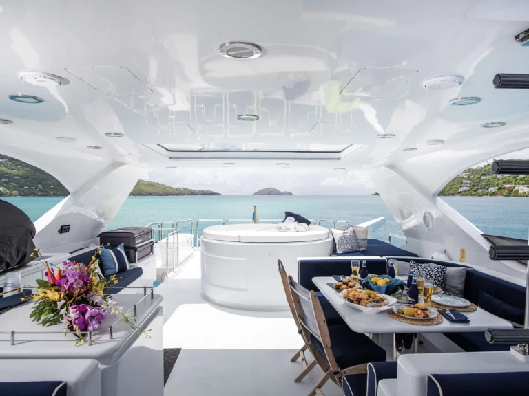 Alquiler Yate de lujo Intermarine Savannah con o sin  título de navegación