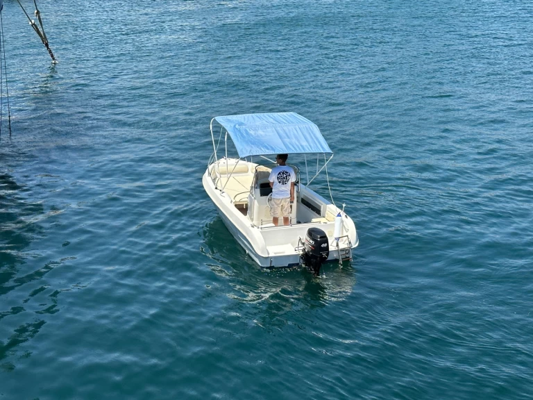 cosiver Charro 555 de alquiler a Catania