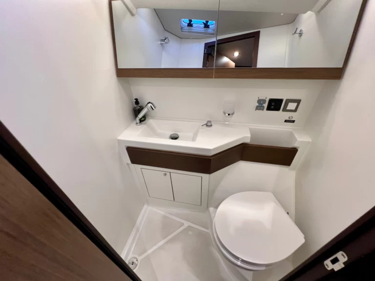 Alquiler Velero Bénéteau con o sin  título de navegación