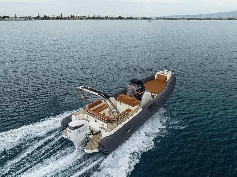 Alquiler Neumática Bsc con o sin  título de navegación