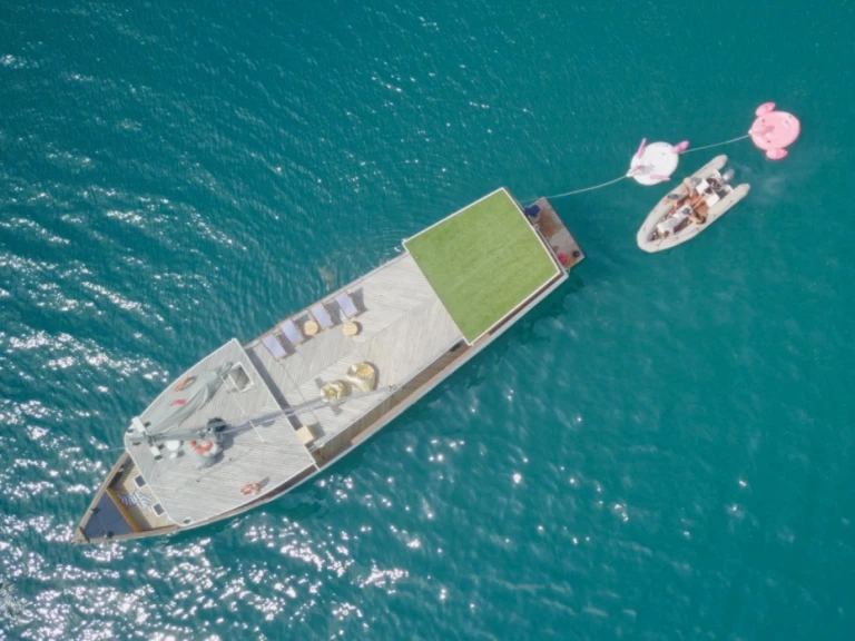 Alquiler Komodo - Private Build 66FT en SamBoat