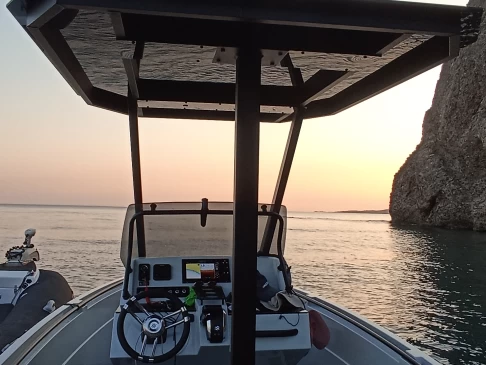 Lancha para alquilar Vaterá al mejor precio