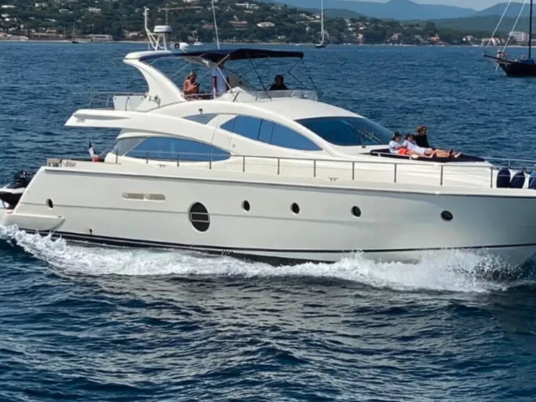 Aicon aicon 64 de alquiler a Saint-Tropez
