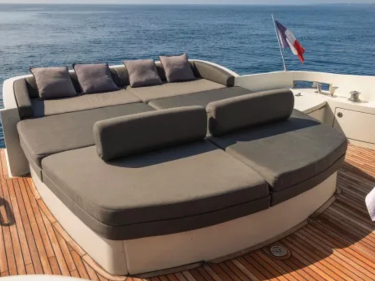 Alquiler de Yate de lujo, con o sin patrón Azimut Saint-Tropez