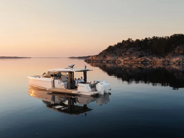 Alquiler de Lancha, con o sin patrón Saxdor Roses