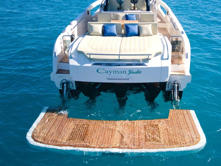 Alquiler de Cayman Cayman 380WA en Lagos