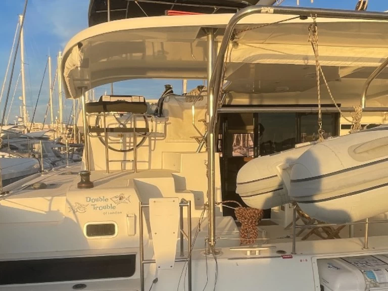 Alquiler de Catamarán, con o sin patrón Lagoon Saint-Raphaël