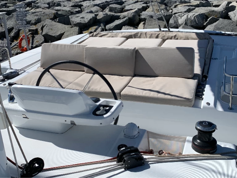 Alquiler de Lagoon Lagoon 50 en Saint-Raphaël