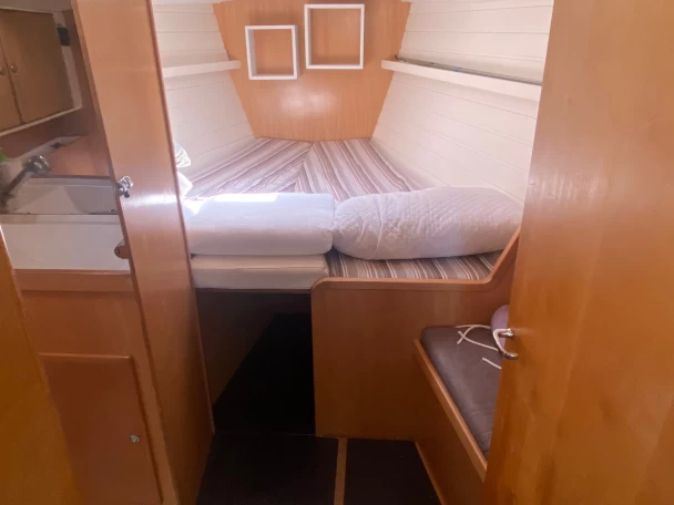 Velero para alquilar Nettuno al mejor precio