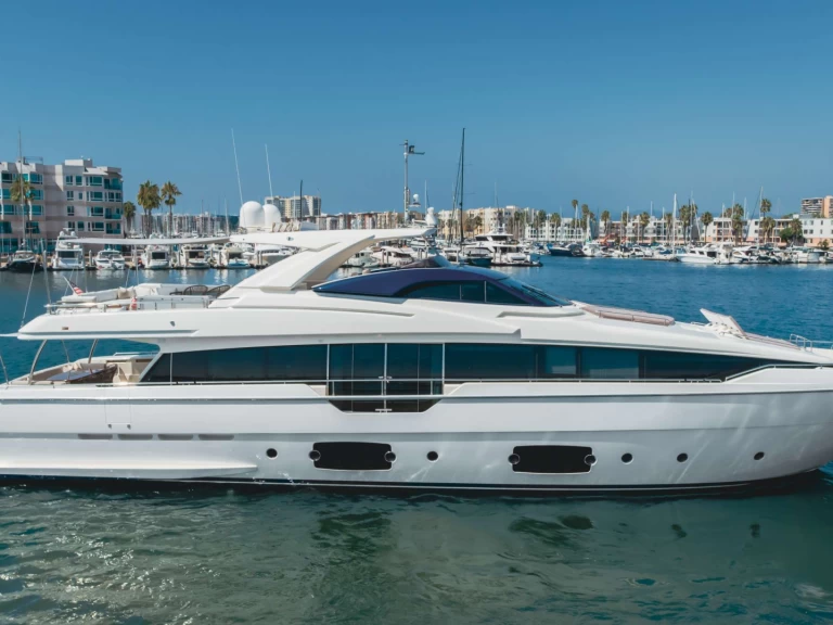 Alquiler de Ferretti SOL SHINE  en Florida