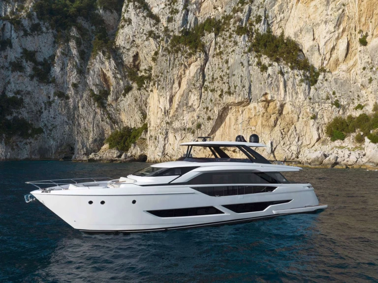 Ferretti FAST de alquiler a Zadar