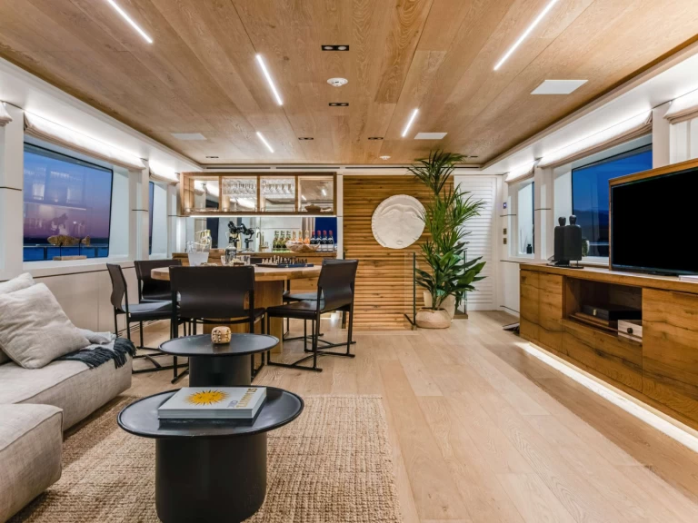 Alquiler de barcos Nápoles barato de SABAI