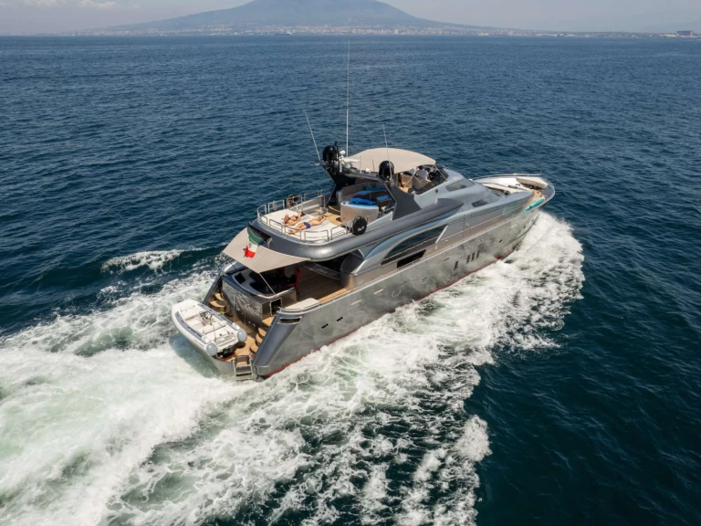 Alquiler Yate de lujo  con o sin  título de navegación