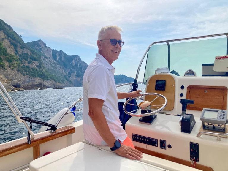 Alquiler de Capelli Capelli 23 Open en La Spezia