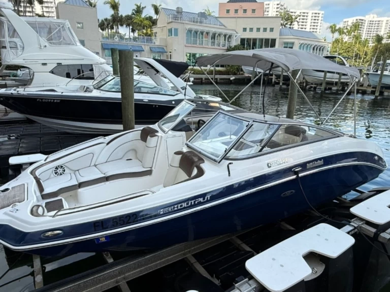 Alquiler Miami - Yamaha Limited 24 5 en SamBoat