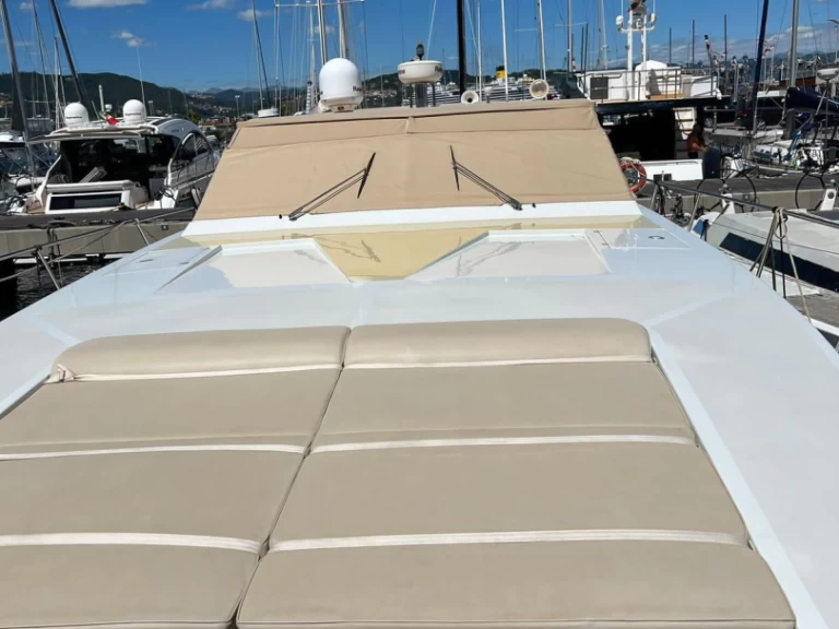 Alquiler de Yate de lujo, con o sin patrón Cobra La Spezia