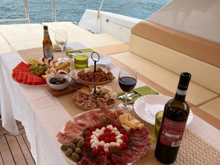 Yate de lujo para alquilar La Spezia al mejor precio