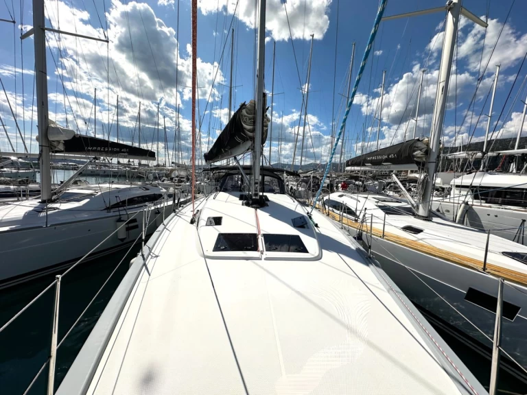 Velero para alquilar Seget Donji al mejor precio