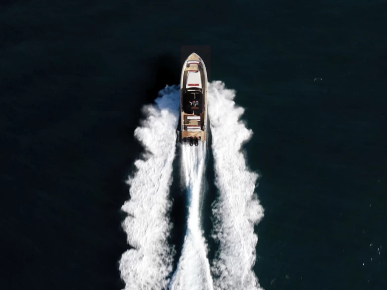 Alquiler Lancha Allure con o sin  título de navegación