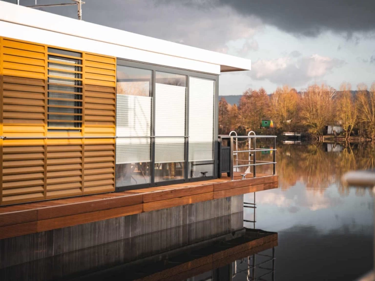 FLOATING 44 de alquiler a Höxter