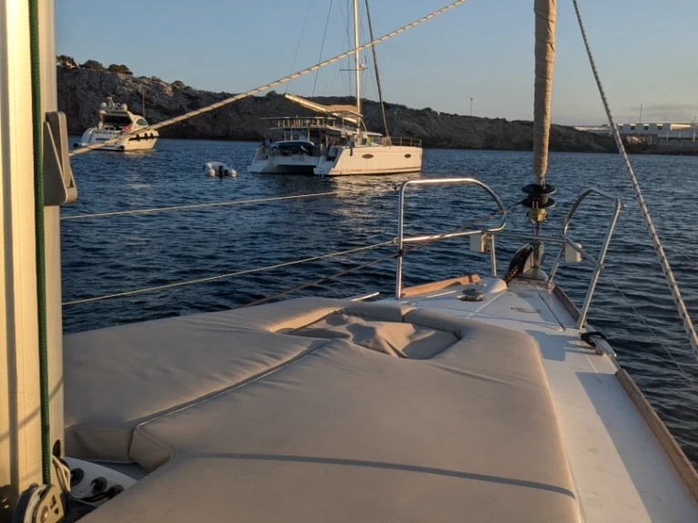 Alquiler de barcos La Pobla de Farnals barato de Oceanis 40