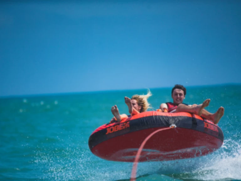 Alquiler de embarcaciones Bénéteau Flyer 650 Sun Deck enLa Rochelle en Samboat