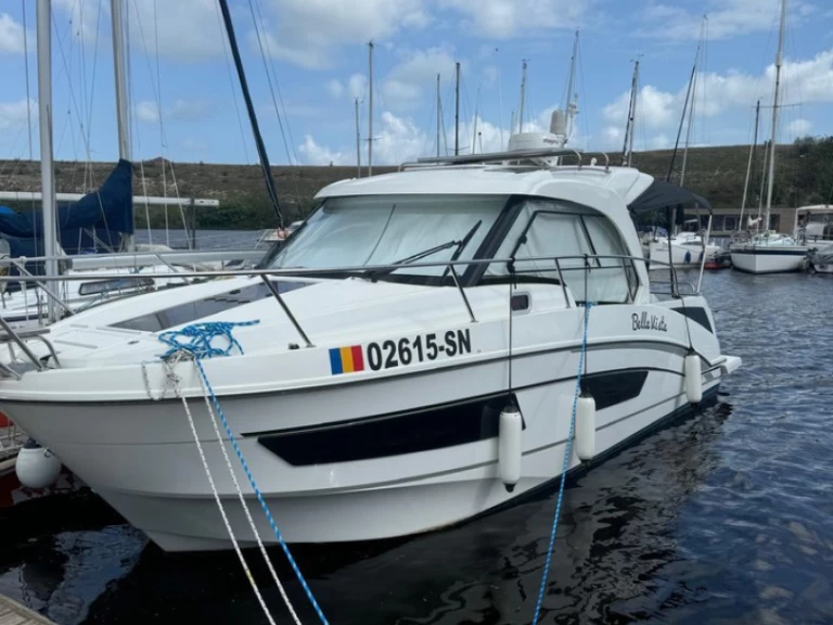 Alquiler de Lancha, con o sin patrón Bénéteau Pula