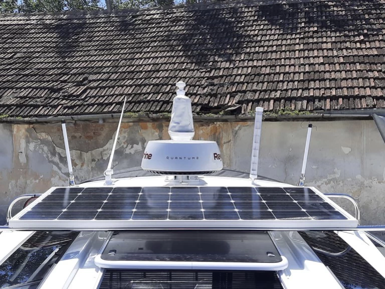 Alquiler Lancha Bénéteau con o sin  título de navegación