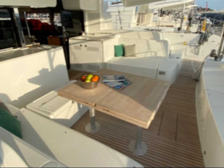 Lagoon Lagoon 46 de alquiler a Saint-Raphaël