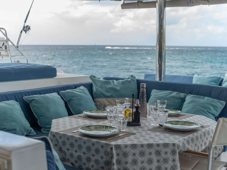 Alquiler de embarcaciones Lagoon EVER III enCórcega en Samboat