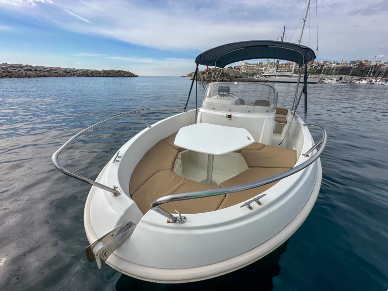 Alquiler Lancha en Palamós - Jeanneau Cap Camarat 5.5 CC