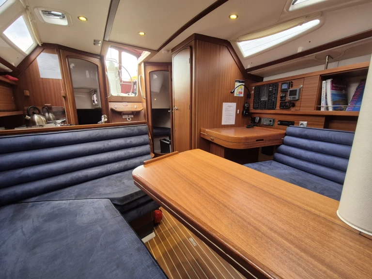 Alquiler de embarcaciones Delphia Delphia 37 enHarstad en Samboat