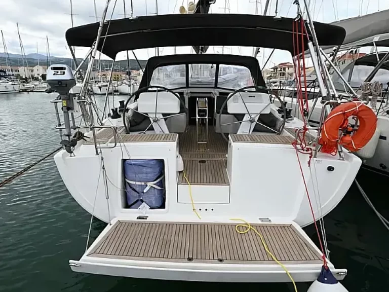 Alquiler de barcos Lefkáda barato de Hanse 458