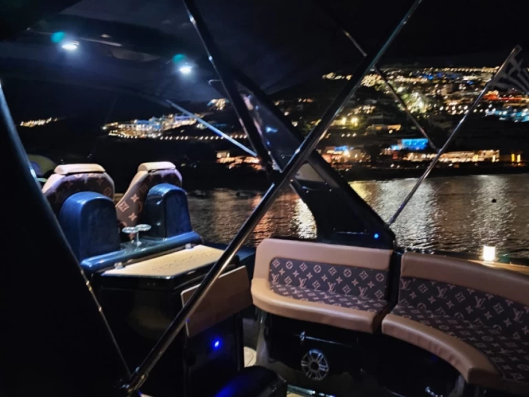 Alquiler de barcos Mykonos (Ciudad) barato de  MATRIX