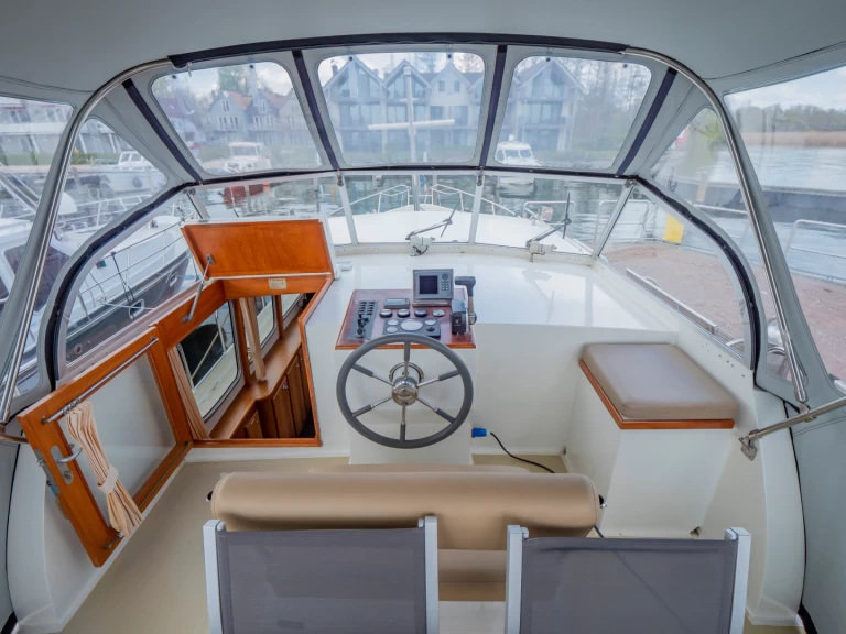 Alquiler de barcos Röbel barato de Beluga Classic