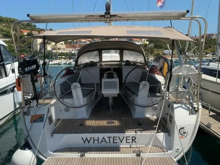 Velero para alquilar Sukošan al mejor precio