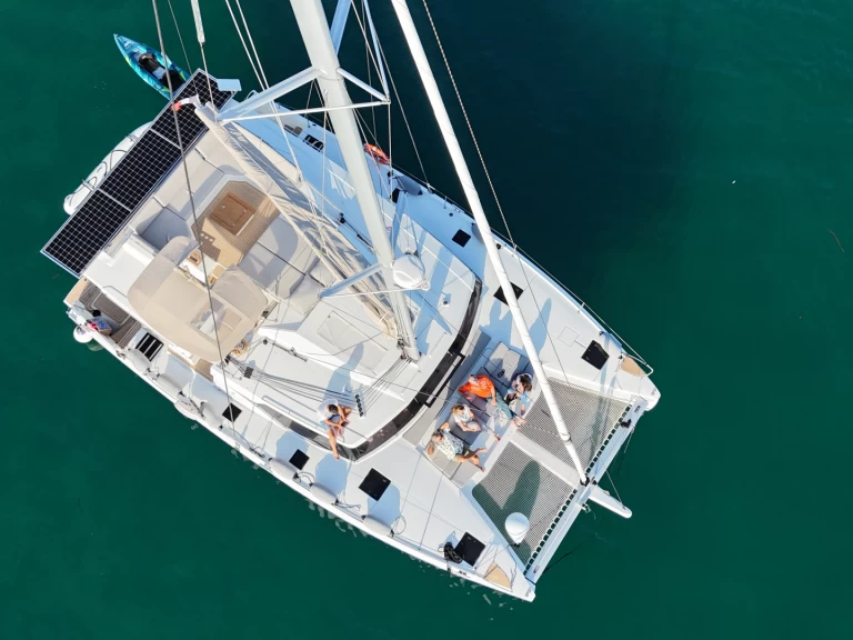Alquiler Catamarán Fountaine Pajot con o sin  título de navegación