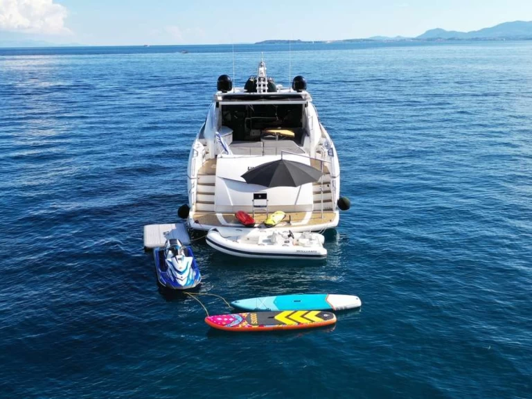 Sunseeker PHOENIX de alquiler a Corfú